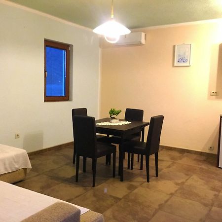 Apartments Lola Tivat Zewnętrze zdjęcie